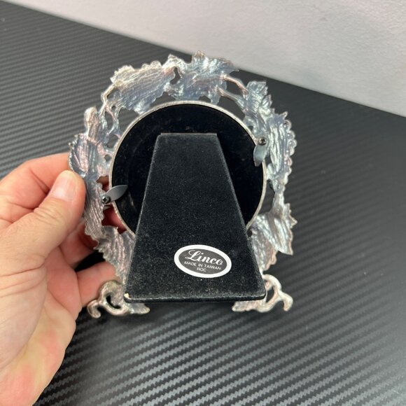 Vintage Ornate Linco Perfect Pewter Grape Leaf Photo Frame 3” round - Picture 6 of 11